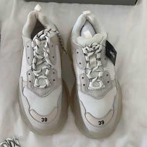 Balenciaga triple S sneakers